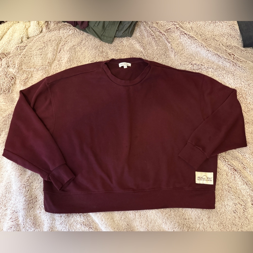 WeWoreWhat Women’s Burgundy Sweatshirt